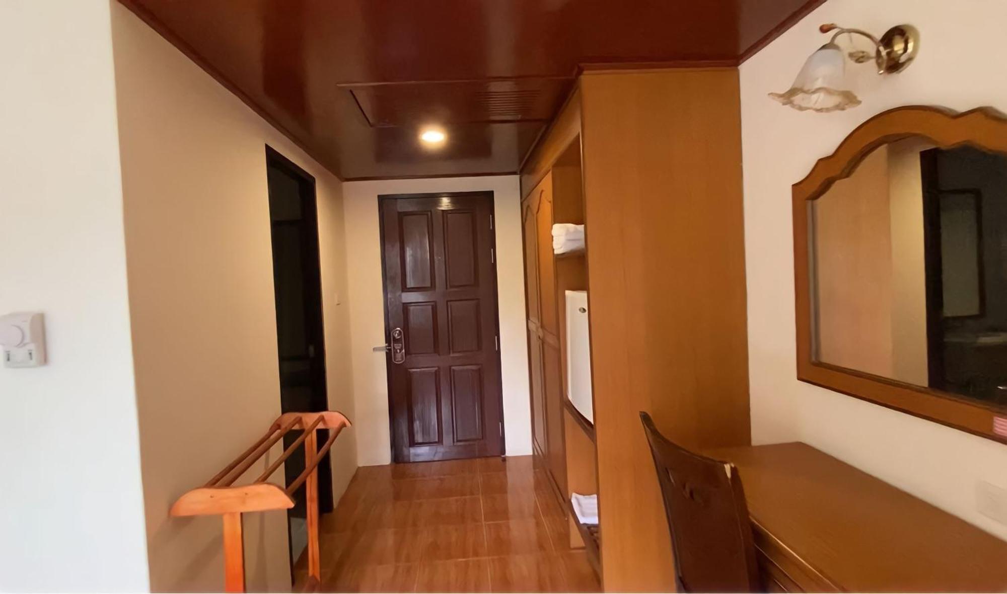 Kata View Guest House Phuket Exterior photo